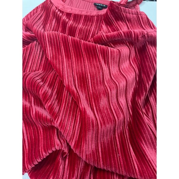 Torrid Womens Red Sleeveless Pleated Goddess Velvet Tank Top Size 1 - Picture 9 of 9